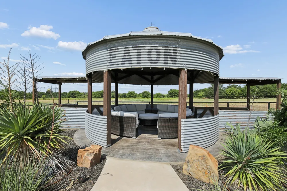 481 County Road 205 Valley View, TX 76272