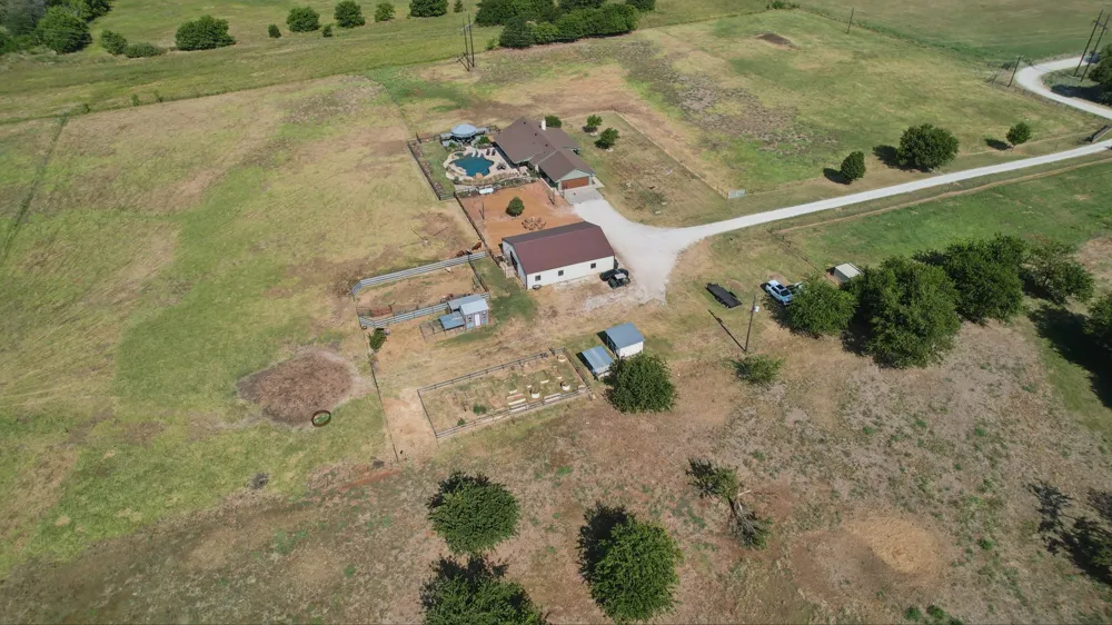 481 County Road 205 Valley View, TX 76272