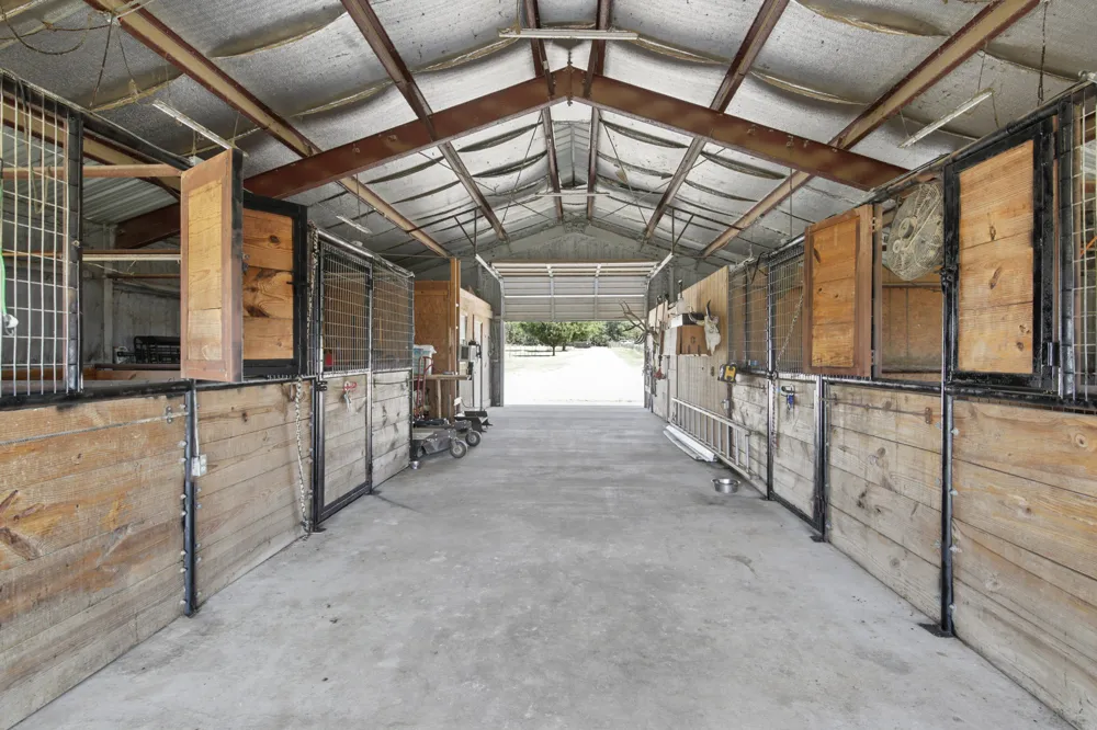 481 County Road 205 Valley View, TX 76272