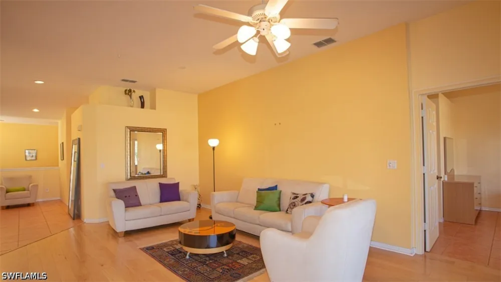 Satinleaf Road S #202 Naples, FL 34109
