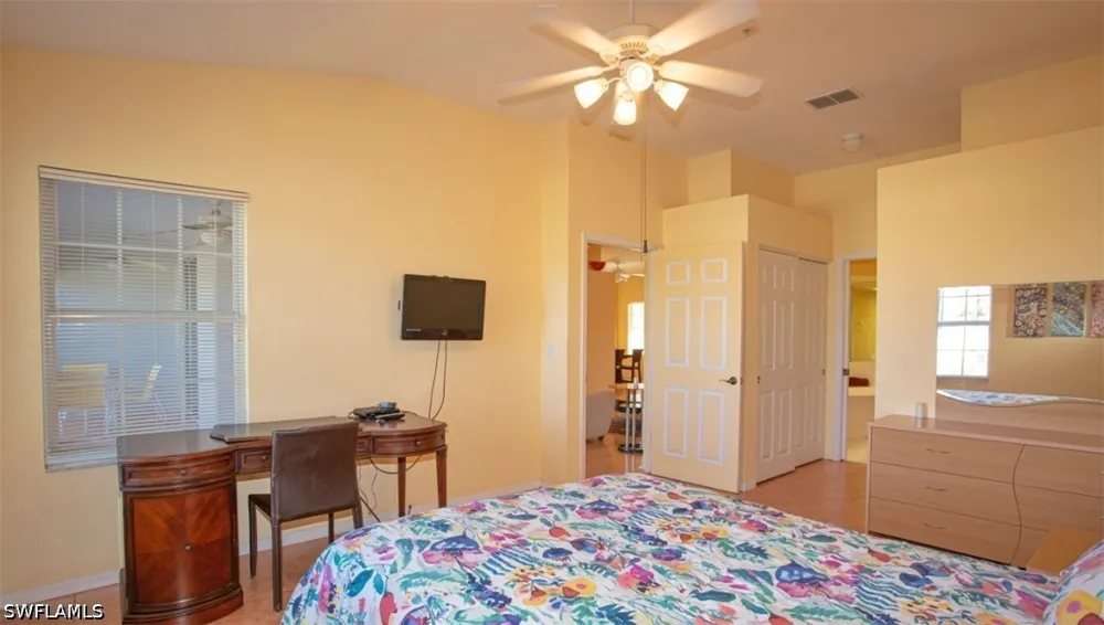 Satinleaf Road S #202 Naples, FL 34109