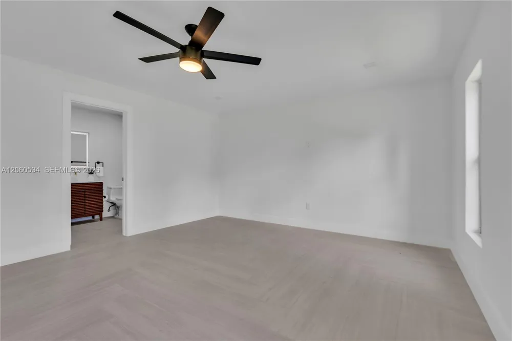 17680 SW 54th St #. Southwest Ranches, FL 33331