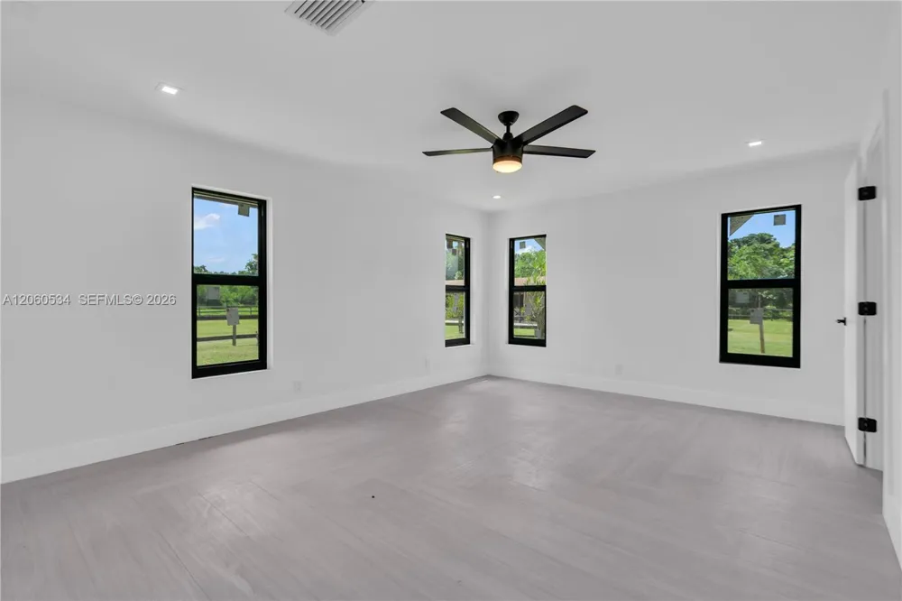 17680 SW 54th St #. Southwest Ranches, FL 33331