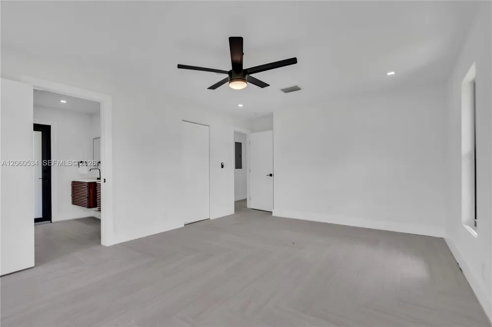 17680 SW 54th St #. Southwest Ranches, FL 33331