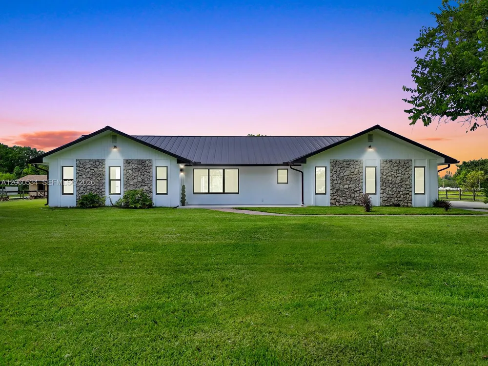 17680 SW 54th St #. Southwest Ranches, FL 33331