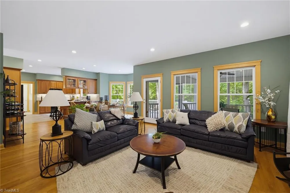 400 Crossing Creek Drive Belews Creek, NC 27009