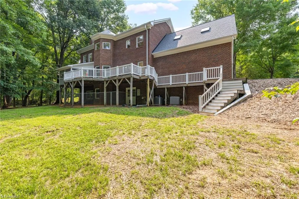 400 Crossing Creek Drive Belews Creek, NC 27009