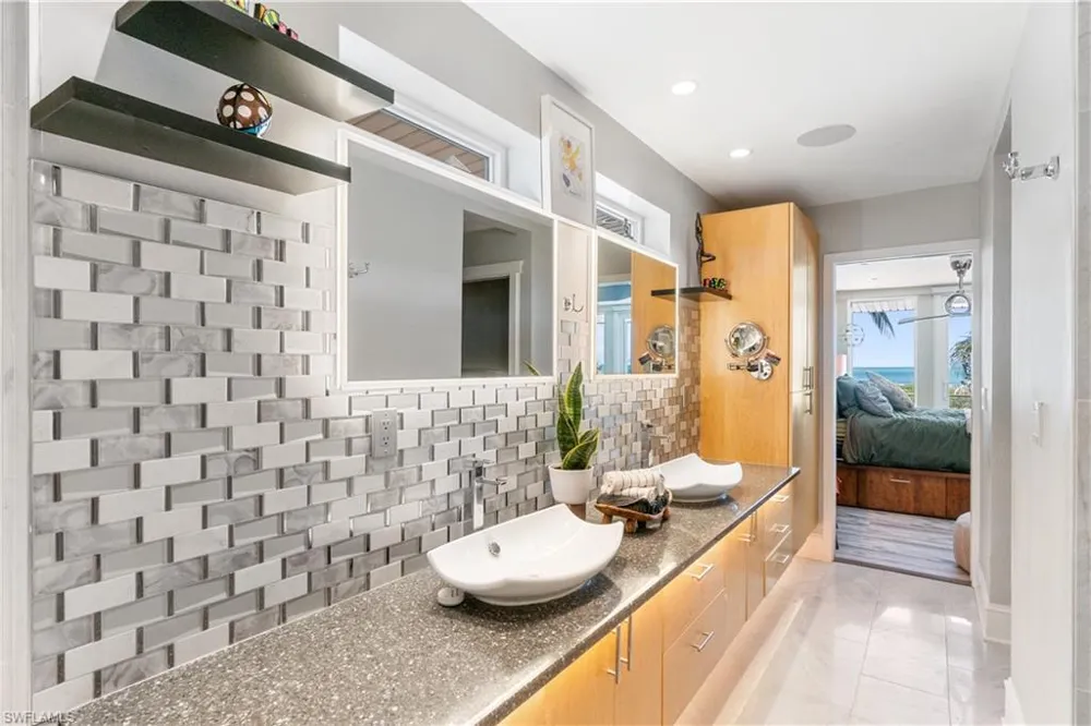 8124 Estero Boulevard Fort Myers Beach, FL 33931