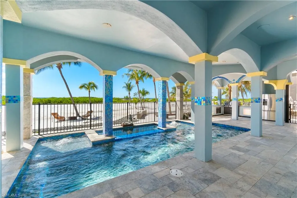 8124 Estero Boulevard Fort Myers Beach, FL 33931