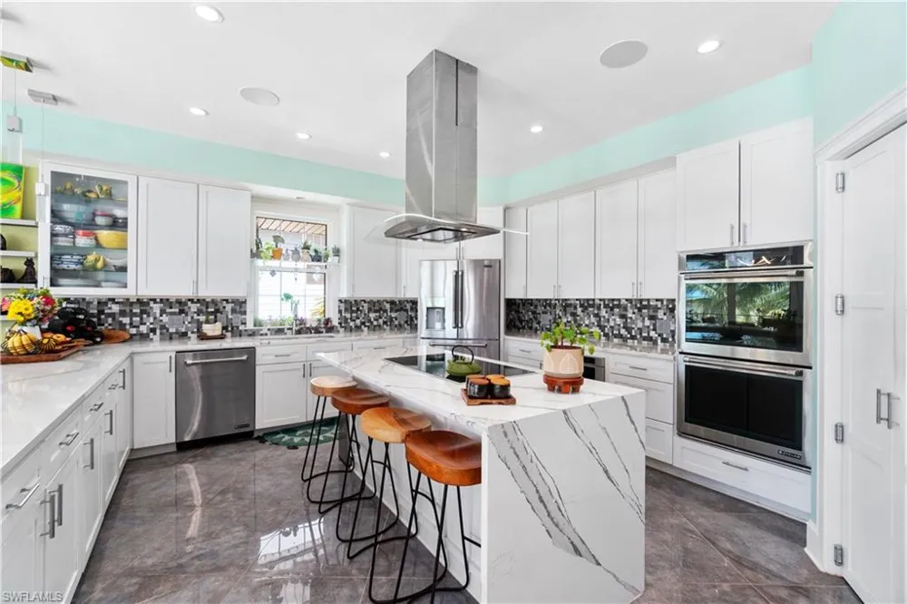 8124 Estero Boulevard Fort Myers Beach, FL 33931