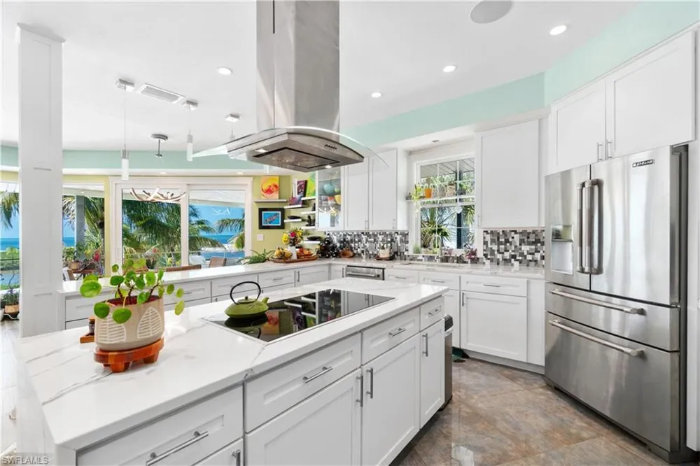 8124 Estero Boulevard Fort Myers Beach, FL 33931