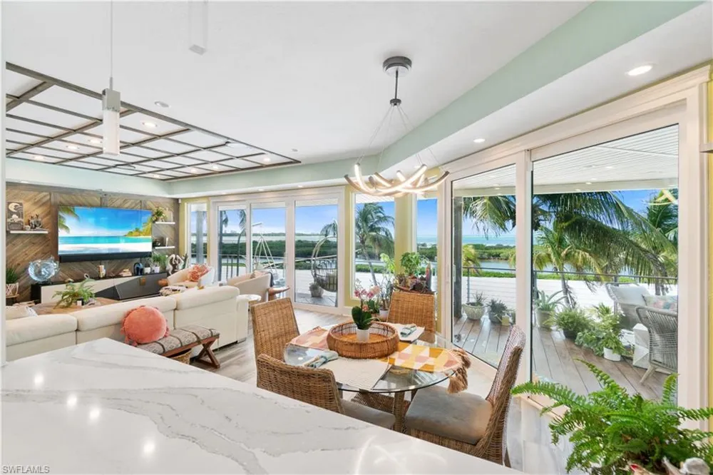 8124 Estero Boulevard Fort Myers Beach, FL 33931