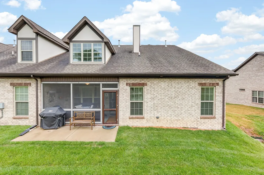 179 Village Cir Lebanon, TN 37087