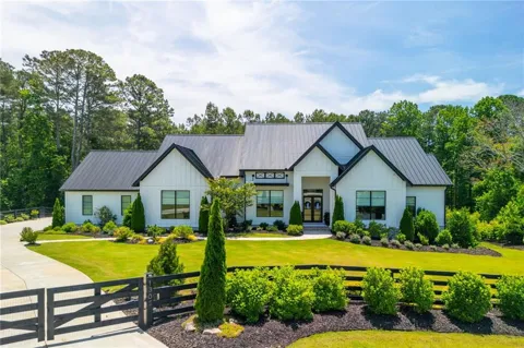 130 Von Lake Drive