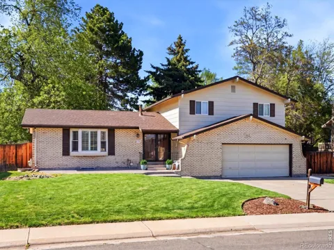 8923 W Warren Drive