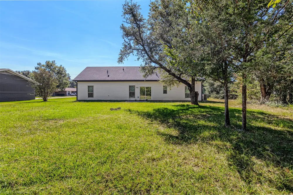369 Pine Chase Street Van, TX 75790