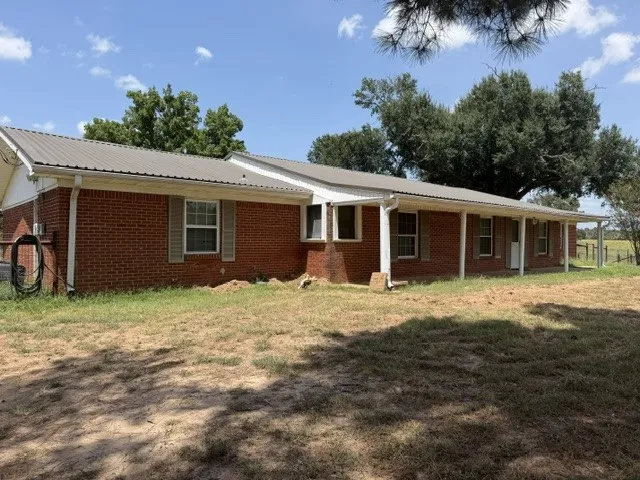 1310 Spur 324 Tennessee Colony, TX 75861