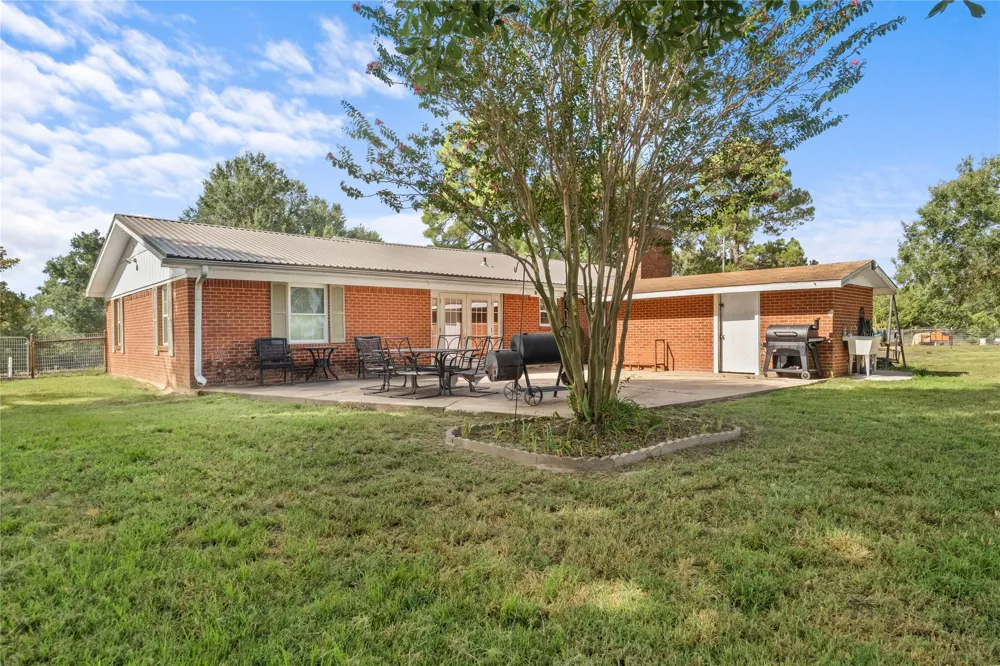 1310 Spur 324 Tennessee Colony, TX 75861