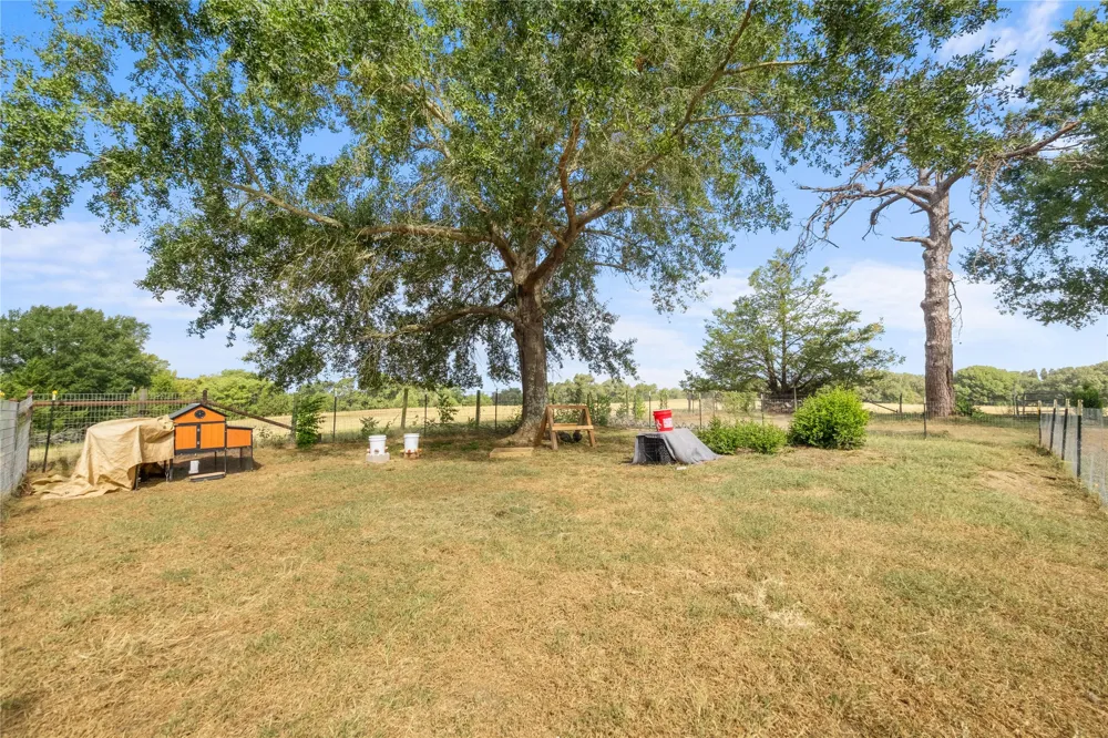 1310 Spur 324 Tennessee Colony, TX 75861