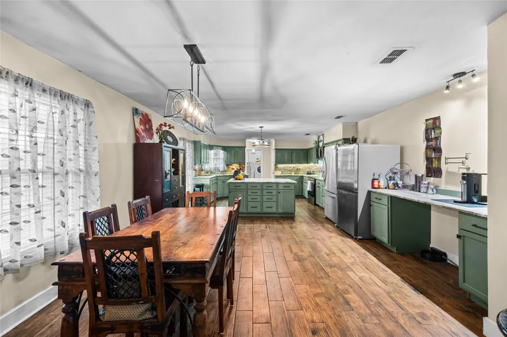 1310 Spur 324 Tennessee Colony, TX 75861