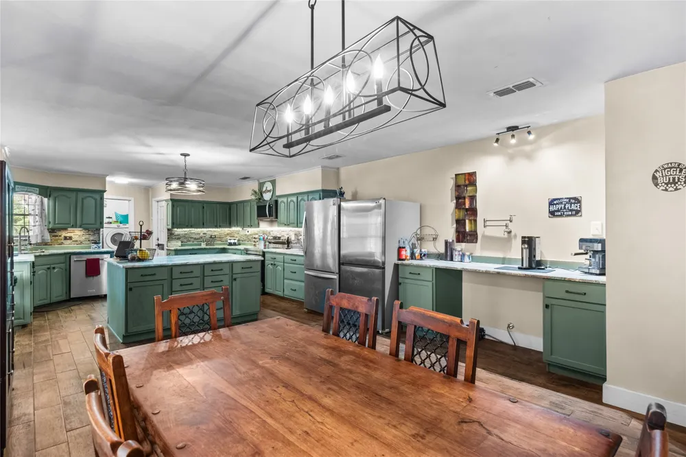 1310 Spur 324 Tennessee Colony, TX 75861
