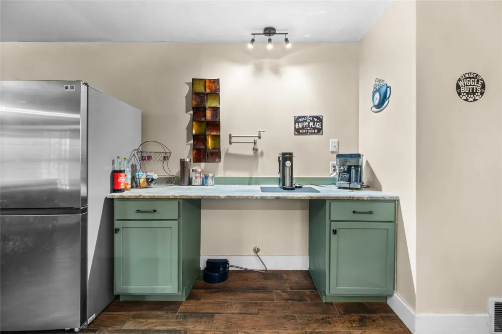 1310 Spur 324 Tennessee Colony, TX 75861