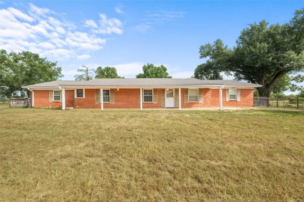 1310 Spur 324 Tennessee Colony, TX 75861