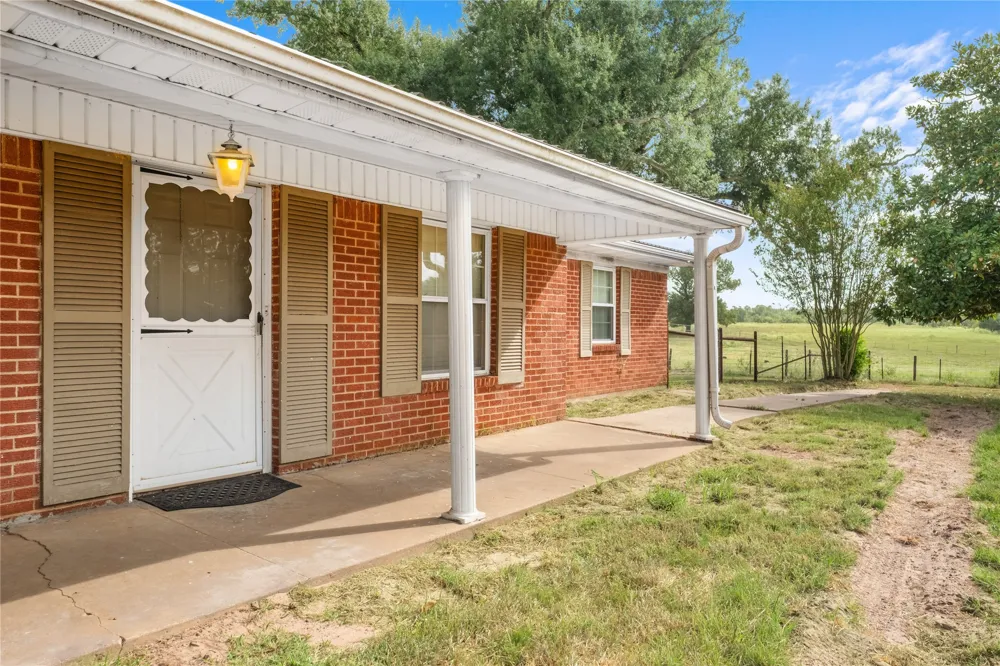 1310 Spur 324 Tennessee Colony, TX 75861