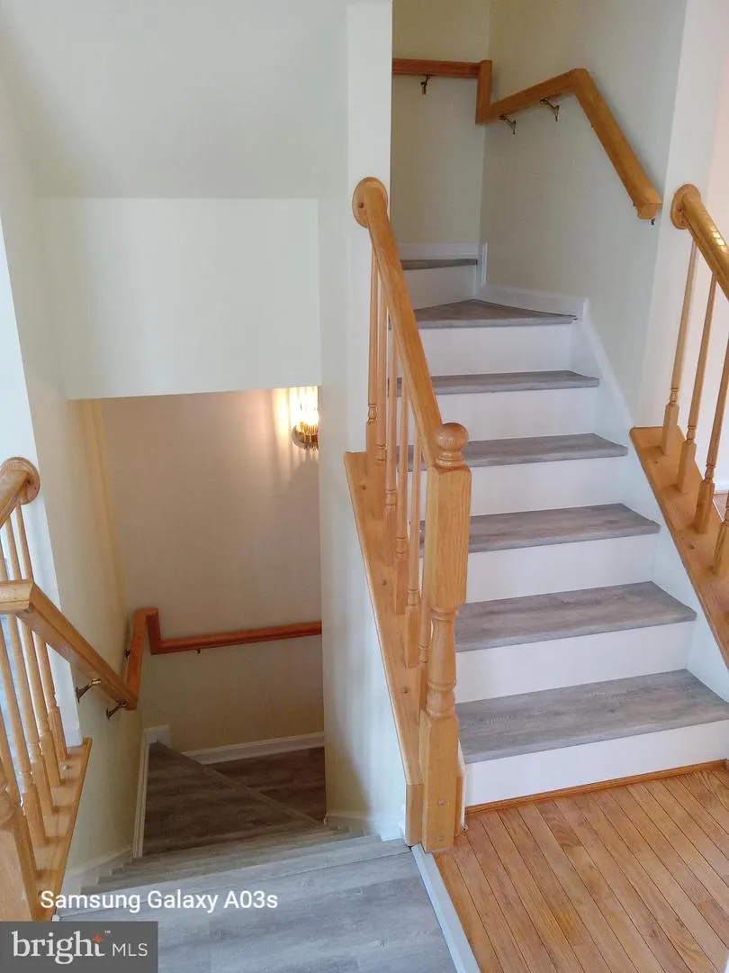 20757 HOLLOW FALLS TERRACE Sterling, VA 20165
