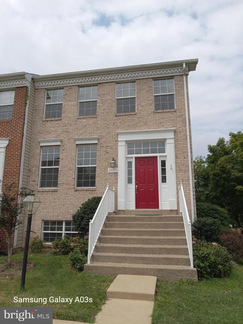 20757 HOLLOW FALLS TERRACE Sterling, VA 20165