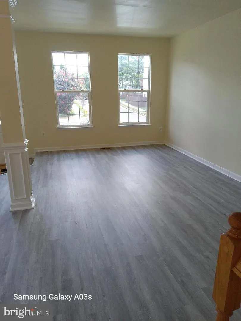 20757 HOLLOW FALLS TERRACE Sterling, VA 20165