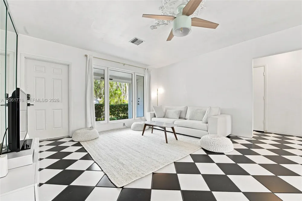 3497 NE 20th Ave Oakland Park, FL 33306