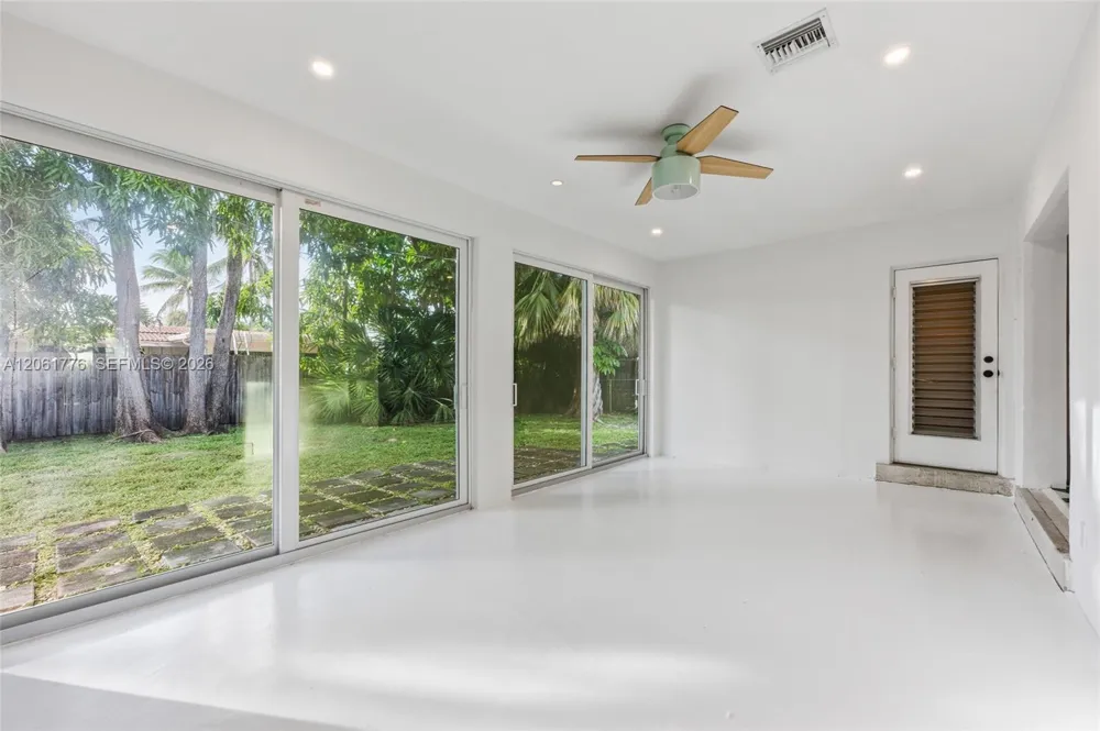 3497 NE 20th Ave Oakland Park, FL 33306