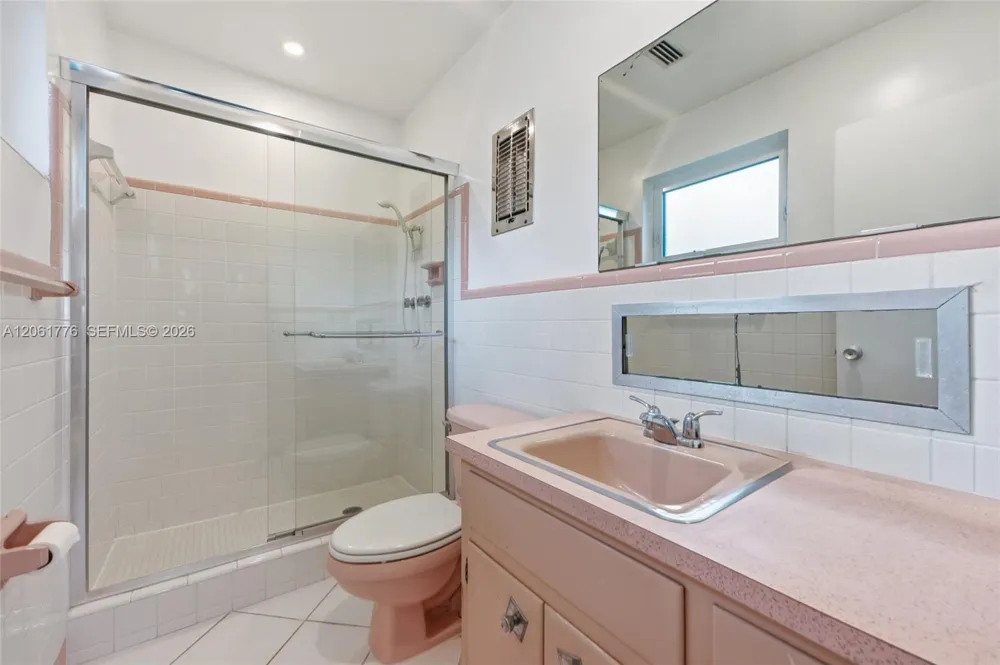 3497 NE 20th Ave Oakland Park, FL 33306