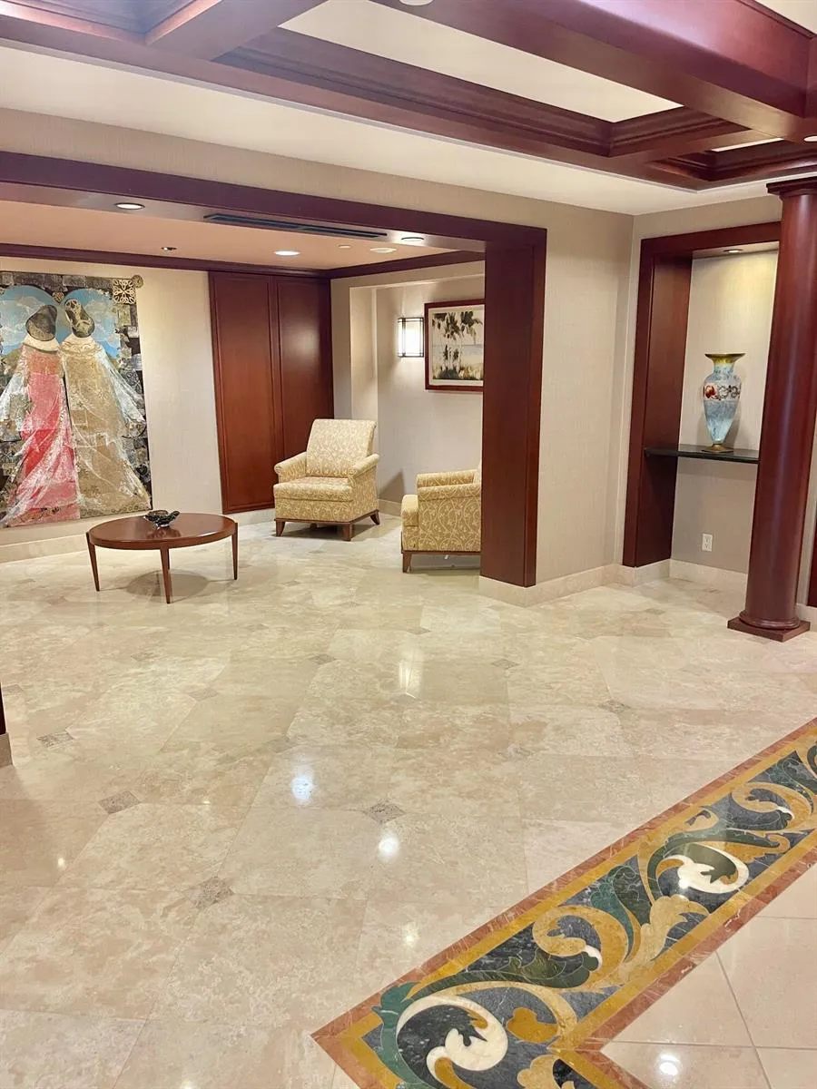 2001 OCEAN BOULEVARD #301 Boca Raton, FL 33431