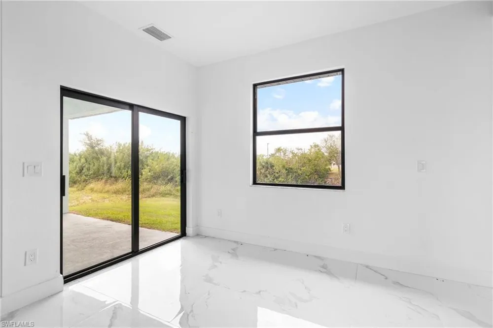 1806 NE 21ST PLACE Cape Coral, FL 33909