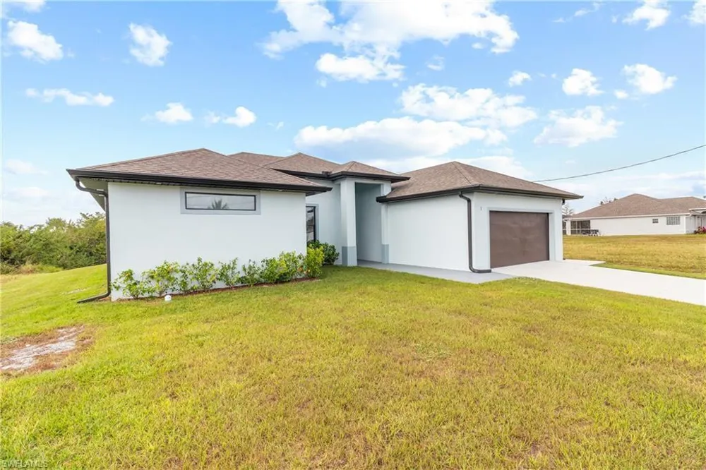 1806 NE 21ST PLACE Cape Coral, FL 33909