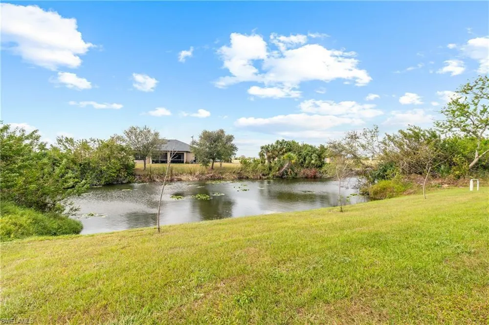 1806 NE 21ST PLACE Cape Coral, FL 33909