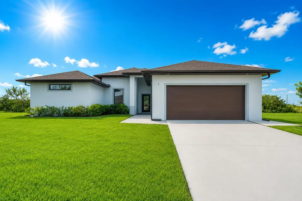 1806 NE 21ST PLACE Cape Coral, FL 33909