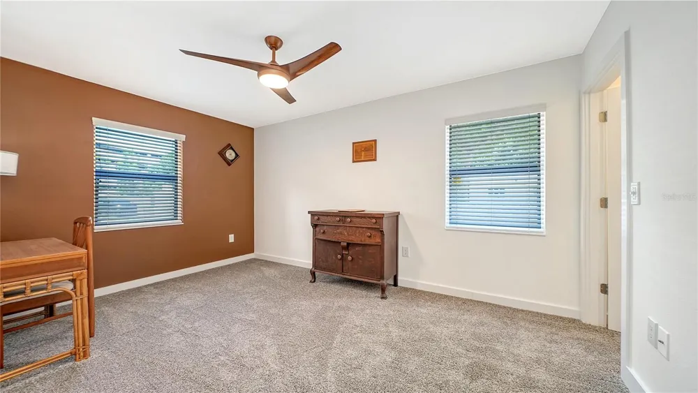 631 ORANGE AVENUE #108 Sarasota, FL 34236