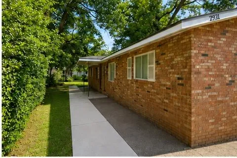 2921 Hood Street #2