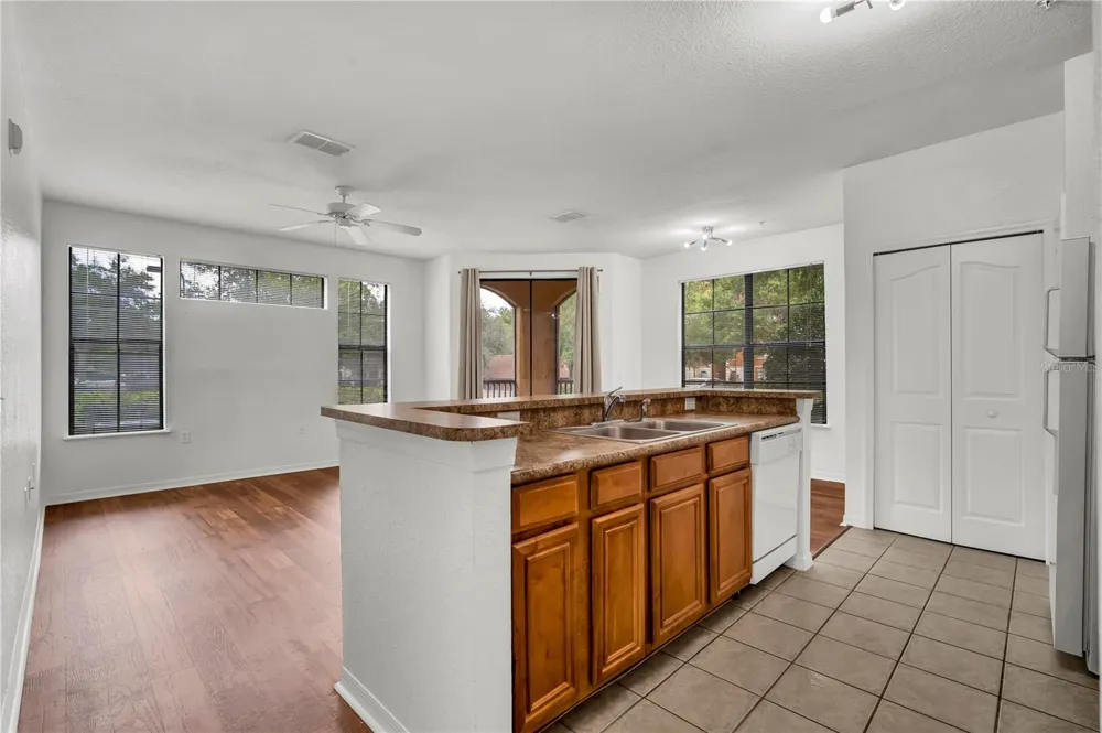 6171 METROWEST BOULEVARD #107 Orlando, FL 32835