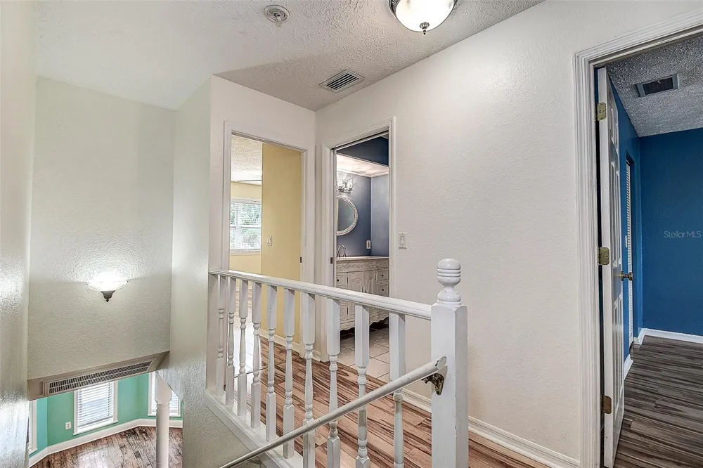 510 WIDEVIEW AVENUE Tarpon Springs, FL 34689