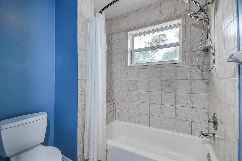 510 WIDEVIEW AVENUE Tarpon Springs, FL 34689