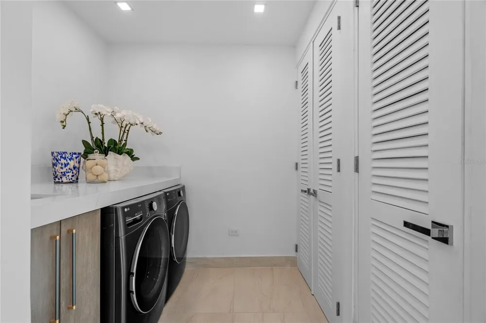 86 LAKESIDE VILLAS #Y4 Dorado, PR 00646