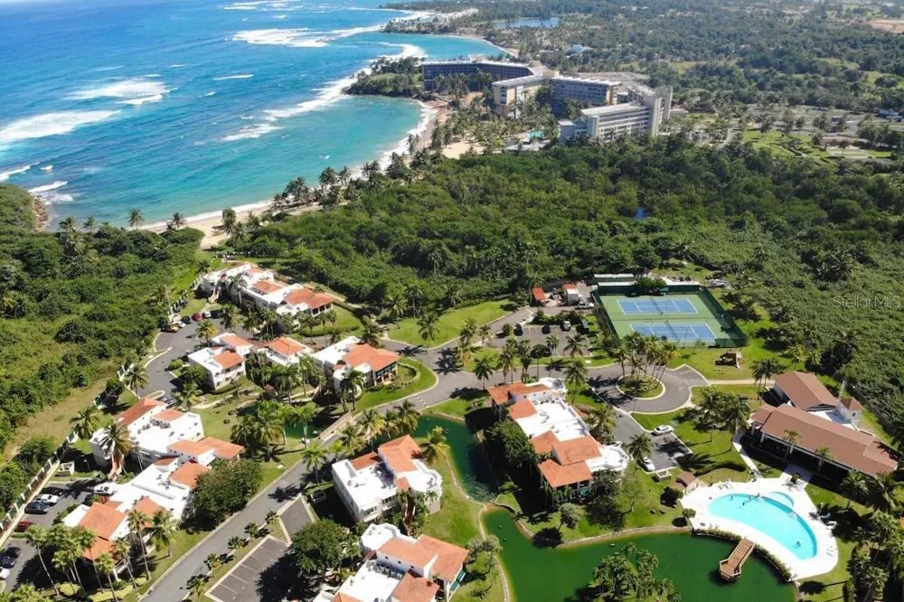 86 LAKESIDE VILLAS #Y4 Dorado, PR 00646