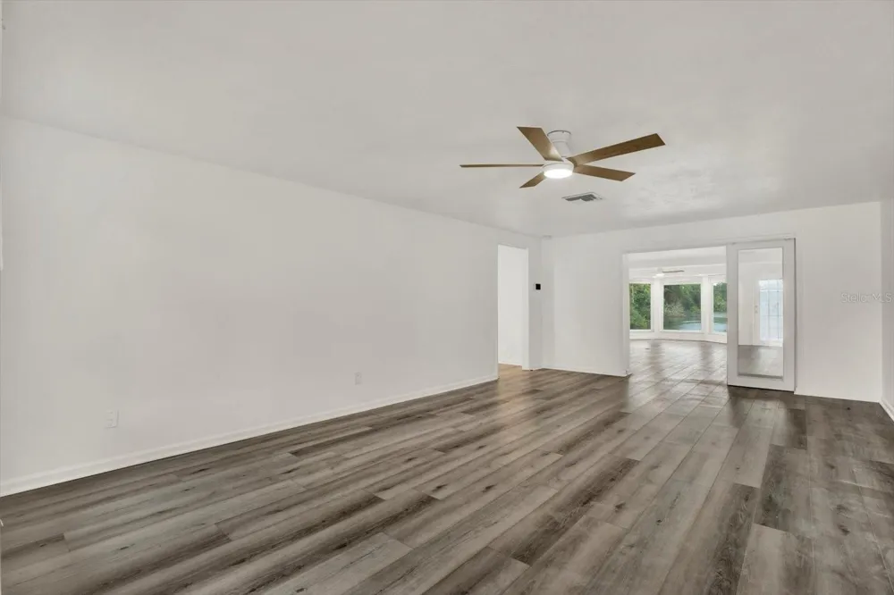 5995 BLOSSOM LAKE DRIVE Seminole, FL 33772