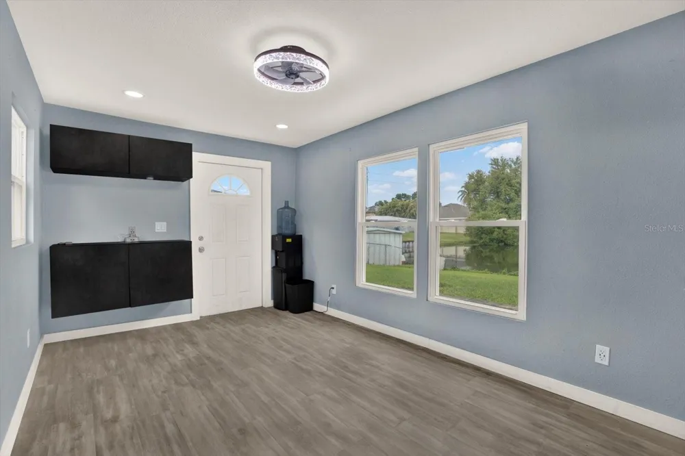 5995 BLOSSOM LAKE DRIVE Seminole, FL 33772