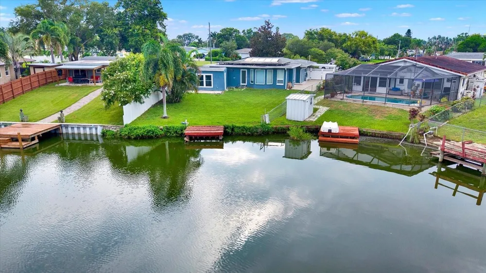 5995 BLOSSOM LAKE DRIVE Seminole, FL 33772