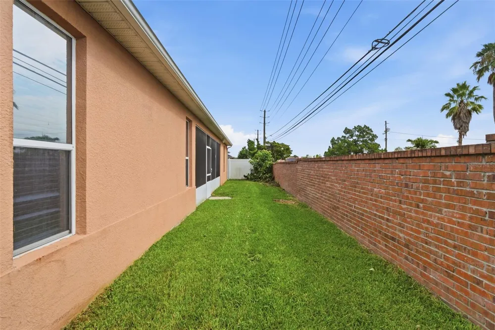 13618 OLD DOCK ROAD Orlando, FL 32828